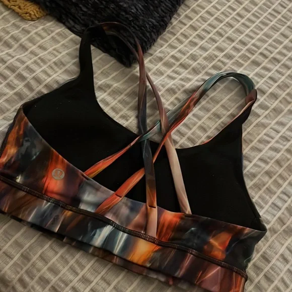 Lululemon multicolored sports bra - Picture 2 of 2